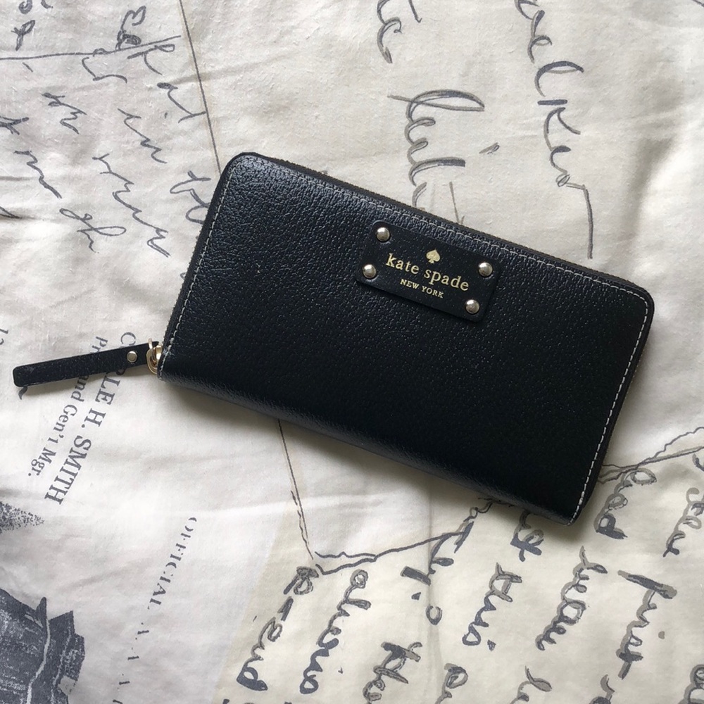 NWOT black Kate Spade Wallet